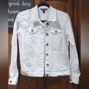 Baccini White Denim Embossed Floral Jacket Size Small